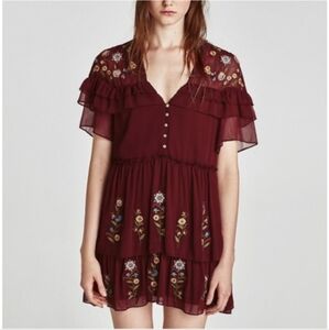 ZARA Elegant Burgundy Dress with Floral Details Size XS